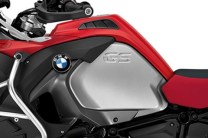  Massive 20-litre fuel tank 