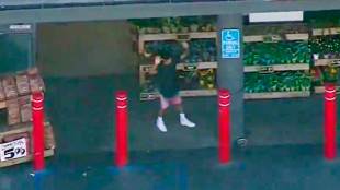 los angeles supermarket, Trader Joes, silver lake, donald trump, los angeles grocery store, silver lake supermarket, los angeles gunman, us shooting, los angeles store, silver lake store gunman, los angeles store gunmen, los angeles hostage, supermarket hostage los angeles, trader joes hostage