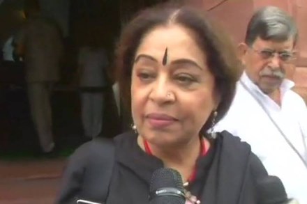 bjp leader kirron kher, no confidence motion debate in parliament, parliament confidence debate, parliament, rahul gandhi, congress, bollywood, congress president rahul gandhi bjp leader kirron kher, no confidence motion debate in parliament, parliament confidence debate, parliament, rahul gandhi, congress, bollywood, congress president rahul gandhi