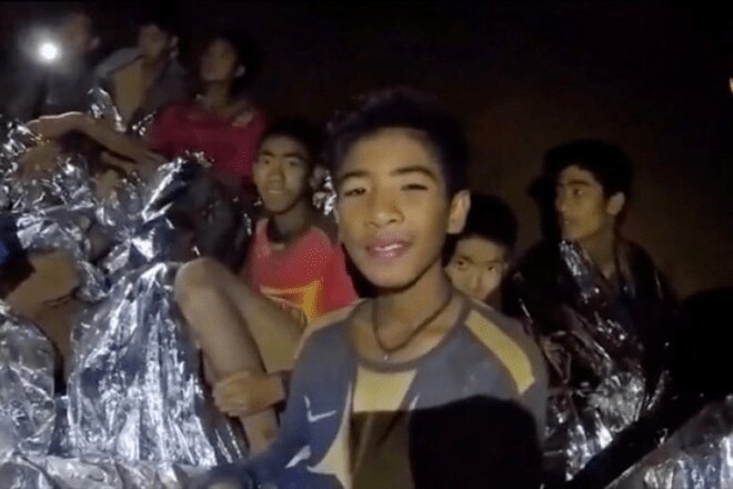 English Premier League side Manchester United have invited the Wild Boars football team, like the Chilean miners rescued in 2010, to visit Old Trafford following their dramatic rescue today. (Twitter)