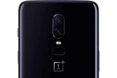 OnePlus 6 has a 6.28-inch full-HD+ Full Optic AMOLED display, is powered by a Qualcomm Snapdragon 845 SoC