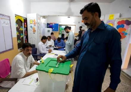 pakistan election, pakistan election 2018 polls, pakistan elections 2018 predictions, pakistan election news, pakistan election result, pakistan election imran khan, pakistan election commission, pakistan news, pakistan polls 2018, pakistan news imran khan