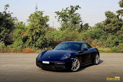 Porsche 718 Cayman Review – Iconic, fast and fun! All for less than Rs 1 crore