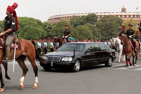 Number plates will soon be compulsory for cars of President, Vice-President, Governor, LG: Delhi HC