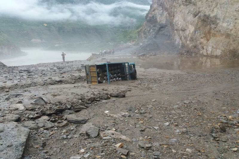 Rain in delhi, rain in india, monsoon in india, monsoon across in india, rains in india pics, pics of monsoon in india