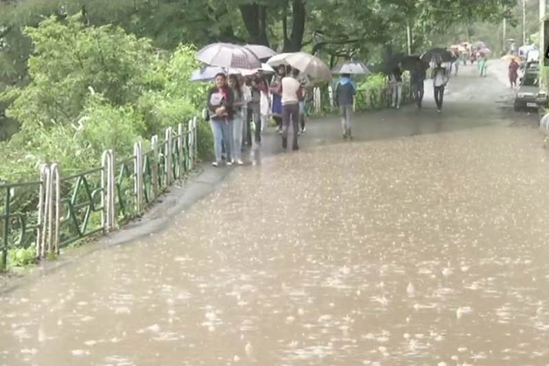 Rain in delhi, rain in india, monsoon in india, monsoon across in india, rains in india pics, pics of monsoon in india