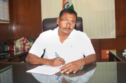 railway, indian railways, rajen gohain, airlines, railway passengers, railway fares, railway rates, railway prices, railway ticket prices