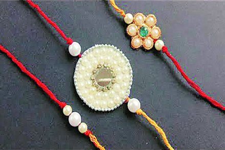 rakhee, gst rakhee, gst