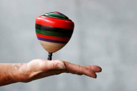 University of St Andrews,Kishan Dholakia,School of Physics and Astronomy,Michael Mazilu,Yoshihiko Arita,Fastest rotating man-made object