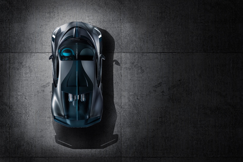 The roof of the Bugatti Divo forms a NACA air duct which is an optimized air-inlet designed especially for engine compartment cover, this help to keep the engine cool ensuring strong flow of air mass to the engine compartment.