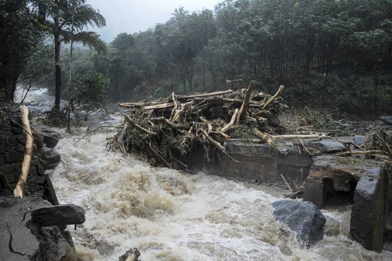kerala rain news, kerala rain update, kerala rain photos, kerala rain images, kerala rain idukki dam, idukki dam water level latest, idukki dam images, kerala floods images, kerala floods update, kerala floods news, kerala latest news, kerala news today