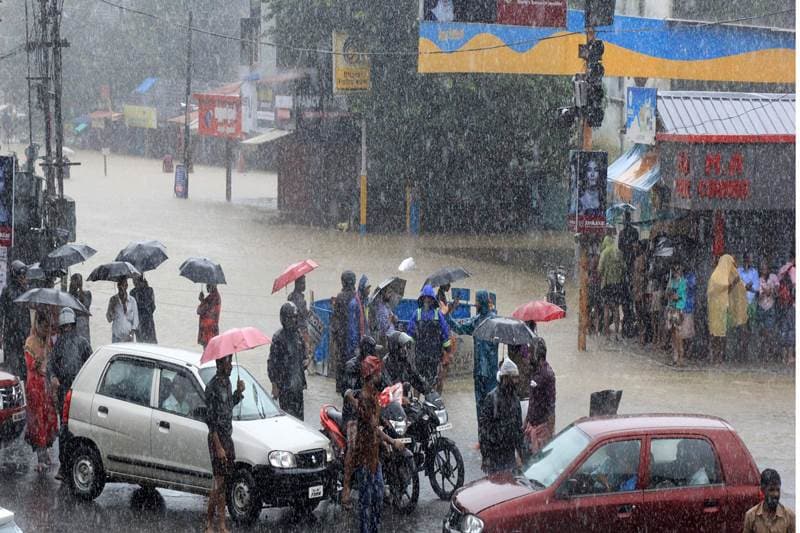 kerala rain news, kerala rain update, kerala rain photos, kerala rain images, kerala rain idukki dam, idukki dam water level latest, idukki dam images, kerala floods images, kerala floods update, kerala floods news, kerala latest news, kerala news today
