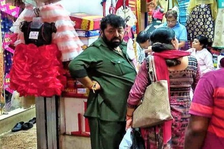 Gabbar Singh, Gabbar Singh in pakistan, Gabbar Singh spotted in pakistan, pakistan Gabbar, sholay Gabbar Singh, Gabbar Singh sholay, entertainment news