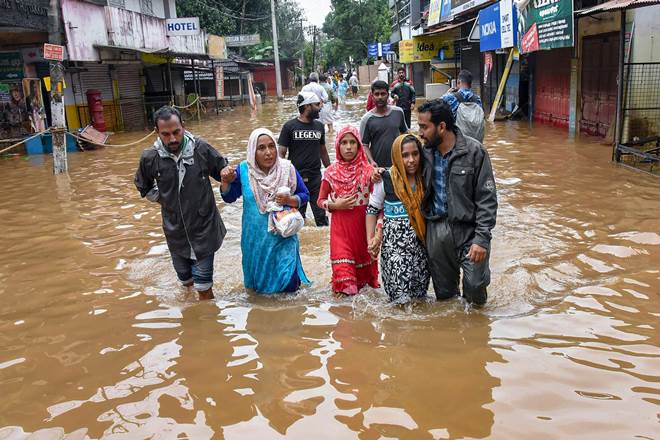 kerala floods, kerala relief operations in kerala, kaerala rainfall, kerala rains