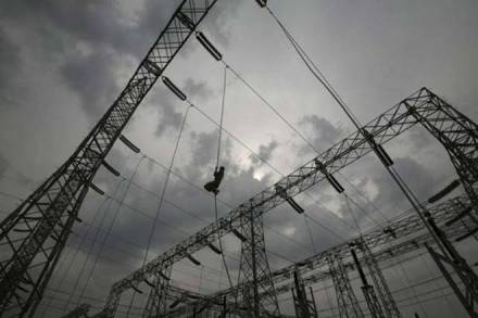 Tax officials are working on a proposal to link electricity connection of some manufacturers with GST identification numbers (GSTIN) to keep a tab on power consumption. (Reuters)