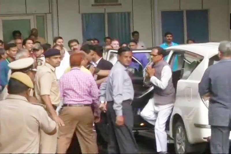 atal bihari vajpayee, atal bihari vajpayee latest news, atal bihari vajpayee AIIMS, atal bihari vajpayee photo, atal bihari vajpayee death news, atal bihari vajpayee passed away, atal bihari vajpayee latest pic, atal bihari vajpayee recent pictures, narendra modi