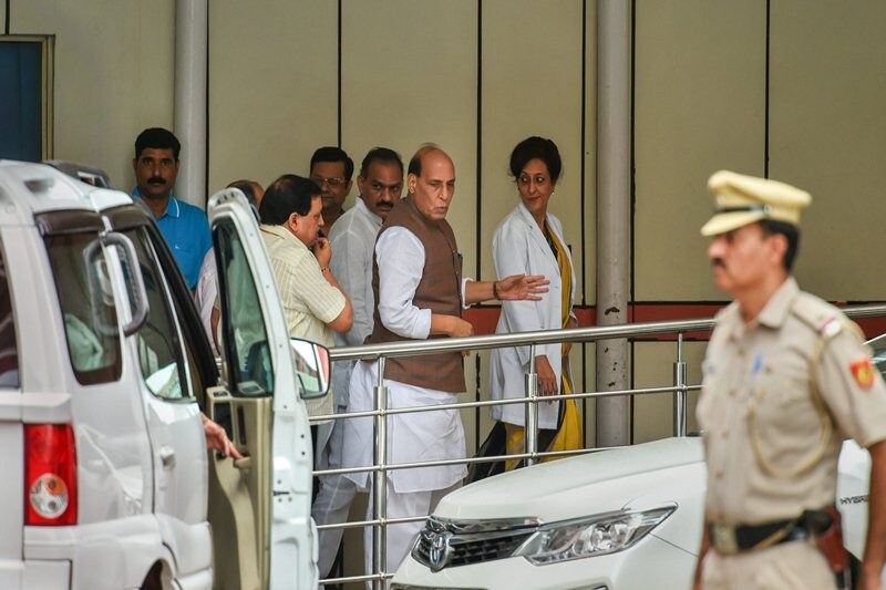 atal bihari vajpayee, atal bihari vajpayee latest news, atal bihari vajpayee AIIMS, atal bihari vajpayee photo, atal bihari vajpayee death news, atal bihari vajpayee passed away, atal bihari vajpayee latest pic, atal bihari vajpayee recent pictures, narendra modi