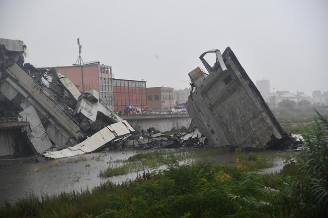 genoa italy, bridge collapse, genoa bridge collapse, bridge collapse video, bridge collapse in italy, bridge collapse italy genoa, genoa bridge video