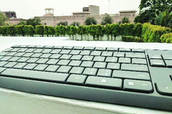 logitech, keyboard