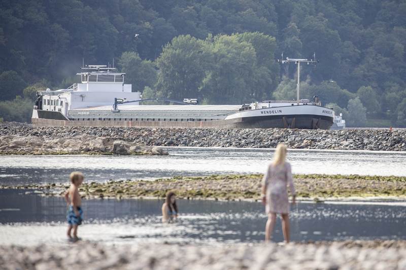 europe heatwave, europe heatwave news, europe heat wave forecast, european heat wave, european heatwave 2018, europe weather, europe weather today, europe pictures, switzerland, portugal, spain, france, paris, barcelona