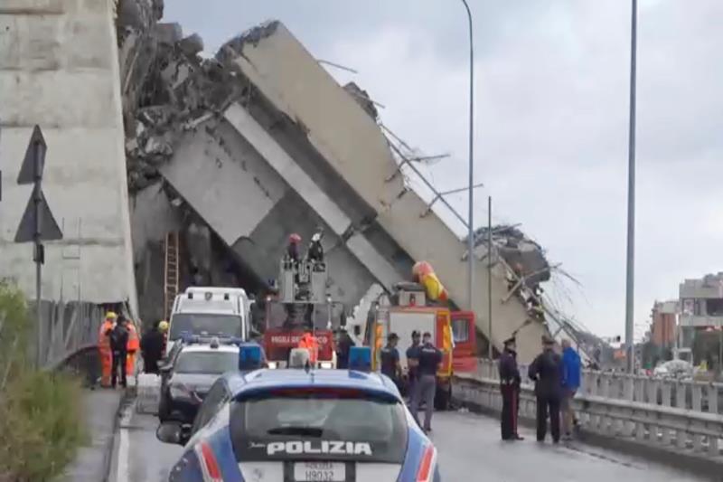 genoa bridge collapse, genoa bridge collapse pictures, genoa bridge collapse photos, genoa bridge collapse images, genoa bridge collapse pics, italy bridge collapse, italy bridge collapse pictures, bridge collapse in italy, morandi bridge collapse