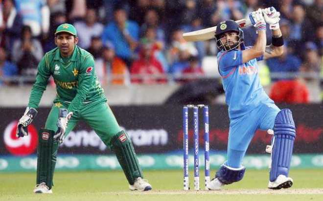 Tickets for one of the most awaited match India vs Pakistan is available for £70 which is just little over Rs 6000. (Reuters)
