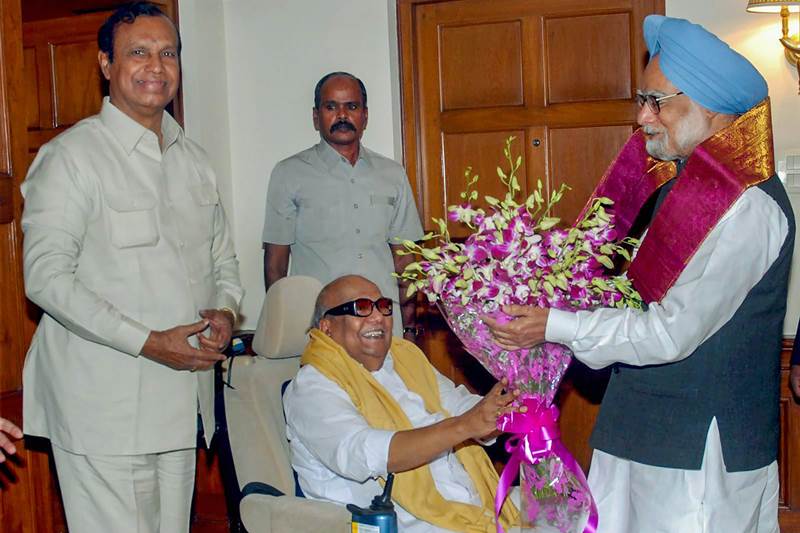 modi karunanidhi, family of karunanidhi, m karunanidhi, karunanidhi death, dayalu ammal, rajathi ammal, mk stalin, narendra modi, kanimozhi, karunanidhi photos gallery, karunanidhi pics, karunanidhi photos, karunanidhi photos today, karunanidhi old photos