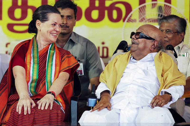 modi karunanidhi, family of karunanidhi, m karunanidhi, karunanidhi death, dayalu ammal, rajathi ammal, mk stalin, narendra modi, kanimozhi, karunanidhi photos gallery, karunanidhi pics, karunanidhi photos, karunanidhi photos today, karunanidhi old photos