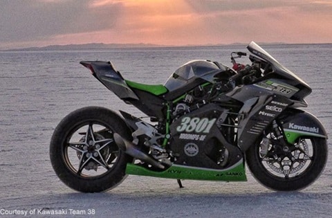 Kawasaki Ninja H2 to attempt land speed record at Bonneville Speed Week