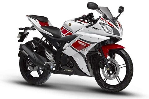 Yamaha YZF-R15 V2 retires from India: V3 at Rs 7,000 more is a better deal, here’s why