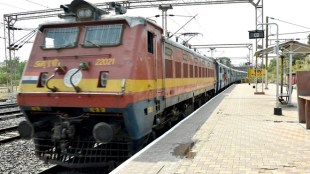 Indian Railways trains delayed due to stations infra: CAG