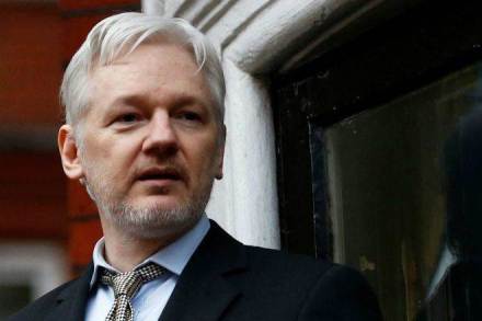 Julian Assange, WikiLeaks, US senators, United States, Russia probe, Russian interference, 2016 US elections, world news Julian Assange, WikiLeaks, US senators, United States, Russia probe, Russian interference, 2016 US elections, world news