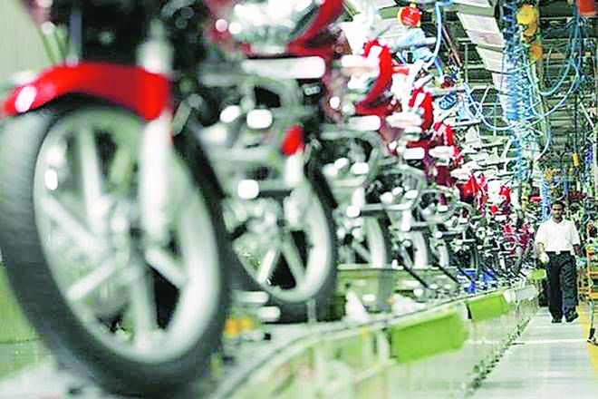 Vroom! How motorcycles outpaced scooters in April-August sales