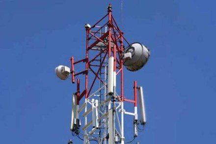Heavy job losses of up to 75,000 to in telecom sector due to M&A