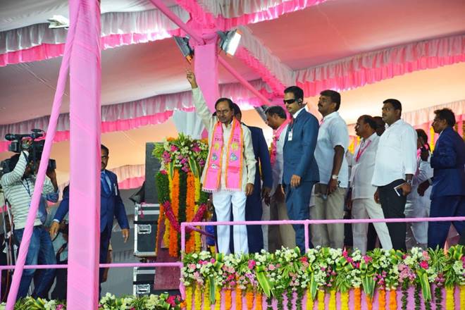 Telangana CM K Chandrasekhar Rao hints at early assembly polls (Twitter) Telangana CM K Chandrasekhar Rao hints at early assembly polls (Twitter)
