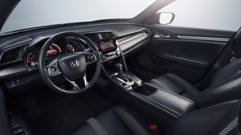 2019 Honda Civic interior cabin is premium than ever before. India will get the new upgraded cabin on the Civic. The cup holders are now much larger to hold larger bottles. The dashboard gets a gunmetal grey finish on the sedan trim. Honda all says that all Civic Sedans and Coupes also benefit from additional sound insulation in the floor, trunk, and front fenders, with new sound insulation in the rear fenders.