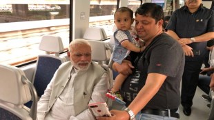 PM Modi travels by Delhi Metro
