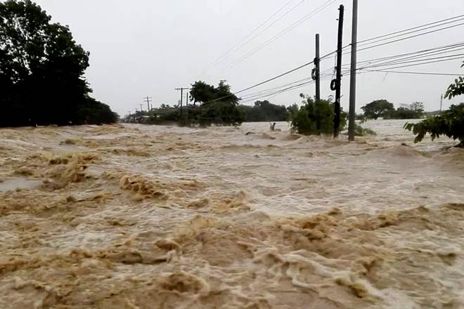 Typhoon Mangkhut, China, hong Kong, typhoon mangkhut path, typhoon mangkhut china, typhoon mangkhut update, typhoon mangkhut live, typhoon mangkhut track, world news