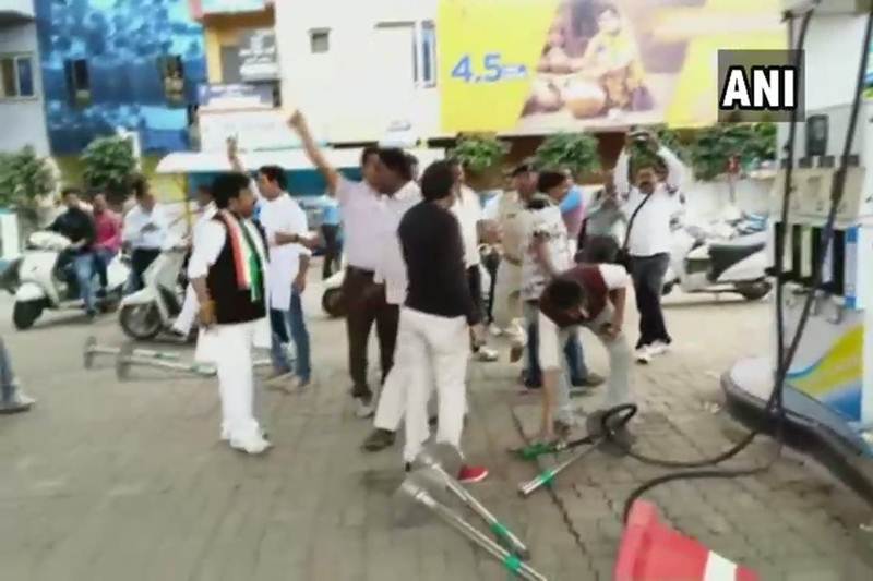 bharat bandh images, bharat bandh pictures, bharat bandh pics, today's bharat bandh images, bharat bandh 2018 photo, bharat bandh today photo, bharat bandh on monday, bharat bandh today, bharat bandh tomorrow