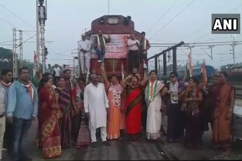 bharat bandh images, bharat bandh pictures, bharat bandh pics, today's bharat bandh images, bharat bandh 2018 photo, bharat bandh today photo, bharat bandh on monday, bharat bandh today, bharat bandh tomorrow