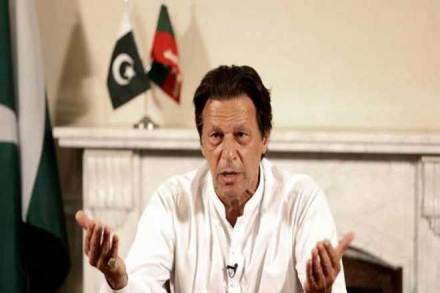 Imran Khan, Ahmadi Muslim, Pakistan economic council, Islamists, Atif Mian, Economic Advisory CounciL