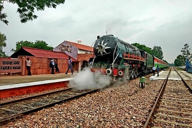 A time-tabled weekly commercial steam train service has been started between Garhi Harsaru and Farukhnagar section. 