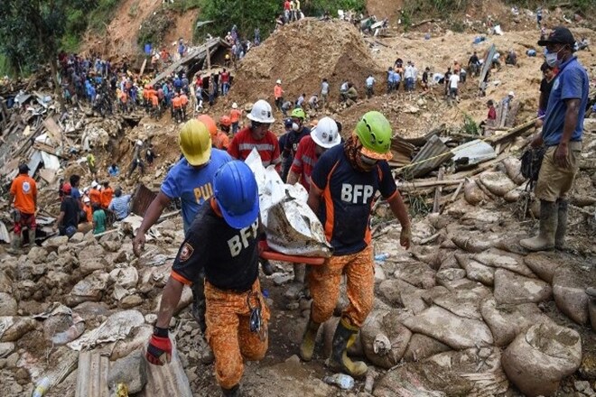 typhoon mangkhut path, typhoon mangkhut update, typhoon in hong kong, typhoon in hong kong today, typhoon in hong kong 2018, typhoon mangkhut hong kong, typhoon mangkhut LIVE