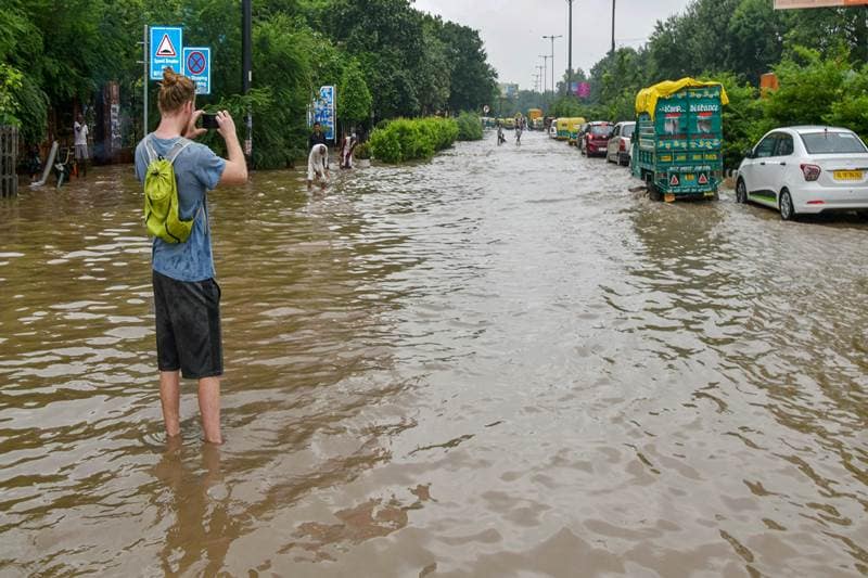 delhi weather, kerala floods 2018, delhi weather today, delhi rain images, delhi rain pictures, delhi flood, weather forecast delhi, today weather in delhi, rain in delhi, delhi rain, today's weather in delhi, delhi rains, tomorrow weather in delhi, temperature of delhi, rains in delhi, delhi rain news, rain forecast in delhi, rainfall in delhi, is it raining in delhi, today rain in delhi