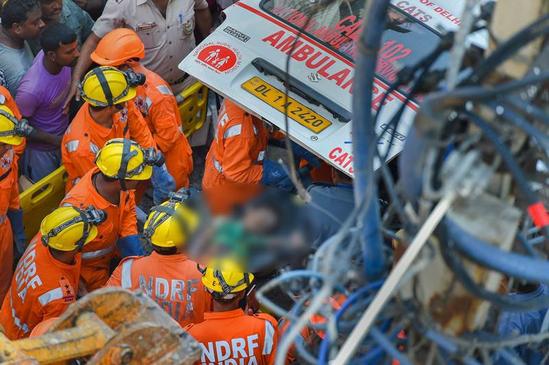 delhi building collapse, delhi building collapse 2018, delhi building collapse today, delhi building collapse images, building collapse images, building collapse pictures, ashok vihar building collapse, ashok vihar, building collapse in delhi ncr, building collapse in delhi news, building collapse in delhi today, building collapse in new delhi today