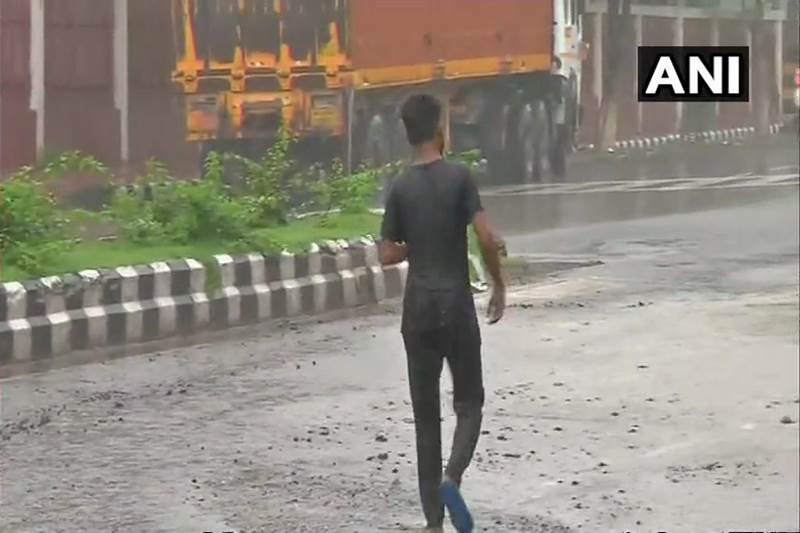 delhi weather, kerala floods 2018, delhi weather today, delhi rain images, delhi rain pictures, delhi flood, weather forecast delhi, today weather in delhi, rain in delhi, delhi rain, today's weather in delhi, delhi rains, tomorrow weather in delhi, temperature of delhi, rains in delhi, delhi rain news, rain forecast in delhi, rainfall in delhi, is it raining in delhi, today rain in delhi