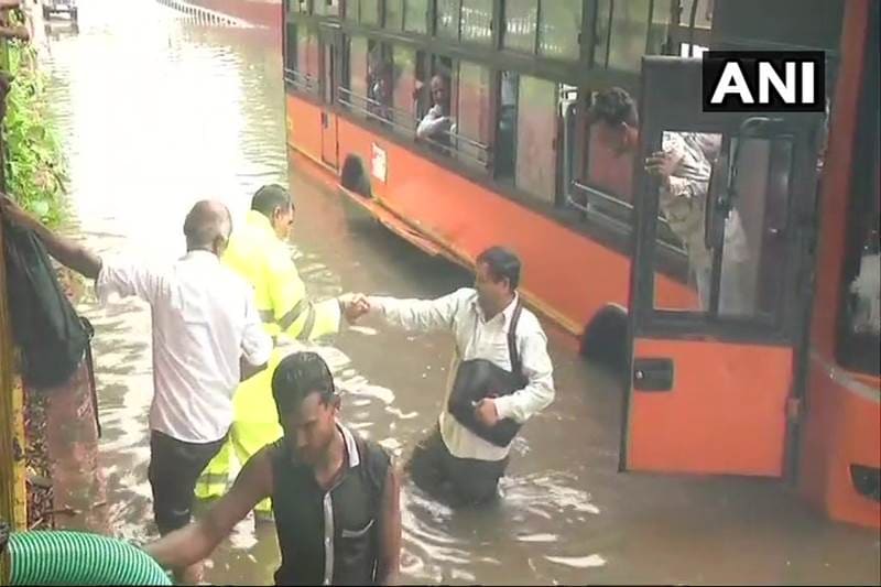 delhi weather, kerala floods 2018, delhi weather today, delhi rain images, delhi rain pictures, delhi flood, weather forecast delhi, today weather in delhi, rain in delhi, delhi rain, today's weather in delhi, delhi rains, tomorrow weather in delhi, temperature of delhi, rains in delhi, delhi rain news, rain forecast in delhi, rainfall in delhi, is it raining in delhi, today rain in delhi