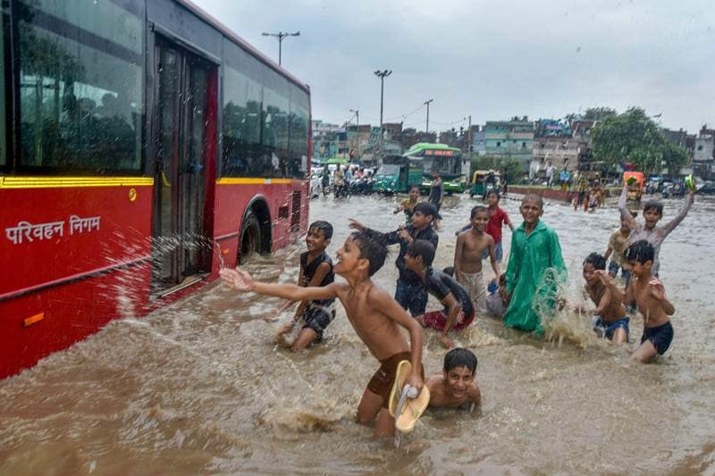delhi weather, kerala floods 2018, delhi weather today, delhi rain images, delhi rain pictures, delhi flood, weather forecast delhi, today weather in delhi, rain in delhi, delhi rain, today's weather in delhi, delhi rains, tomorrow weather in delhi, temperature of delhi, rains in delhi, delhi rain news, rain forecast in delhi, rainfall in delhi, is it raining in delhi, today rain in delhi