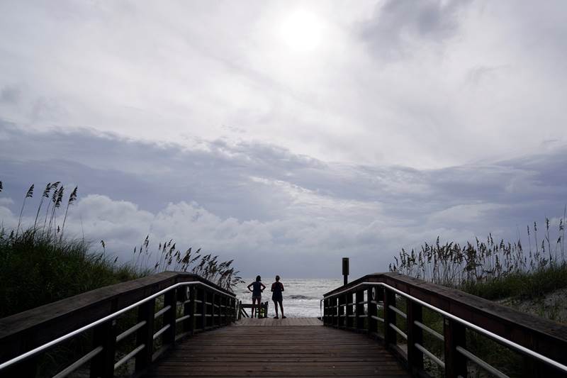 hurricane florence path map, hurricane florence path 2018, hurricane florence latest news, hurricane florence update, hurricane florence category, hurricane florence images, hurricane florence pictures, hurricane florence florida 2018, hurricane florence 2018 LIVE