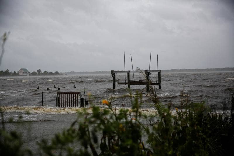 hurricane florence path map, hurricane florence path 2018, hurricane florence latest news, hurricane florence update, hurricane florence category, hurricane florence images, hurricane florence pictures, hurricane florence florida 2018, hurricane florence 2018 LIVE